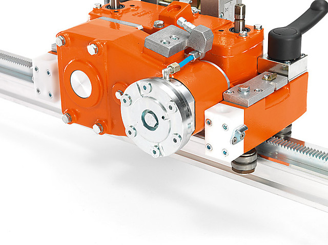 Фланец для резки вплотную к стене